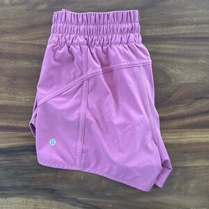 Lululemon Hotty Hot Shorts 4in